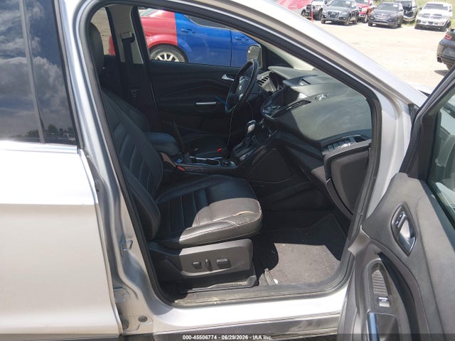 1FMCU9J90FUC79501 Ford Escape Titanium