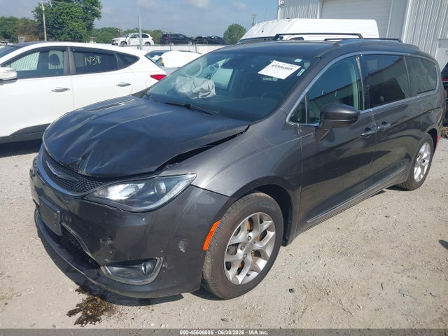 2019 Chrysler Pacifica Touring L Plus მანქანა იყიდება აუქციონზე, vin: 2C4RC1EG4KR577083, აუქციონის ნომერი: 45506805