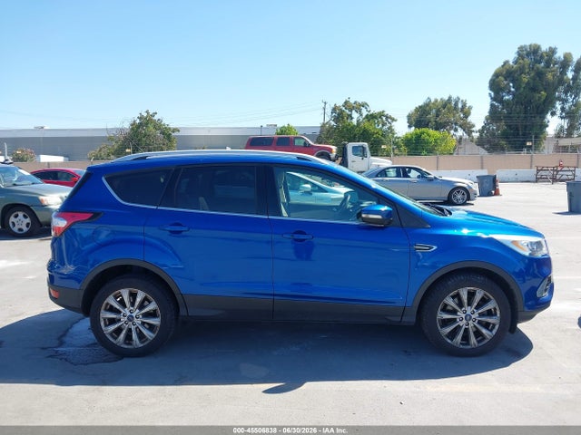 45506838 :رقم المزاد ، 1FMCU9J98HUB23791 vin ، 2017 Ford Escape Titanium مزاد بيع