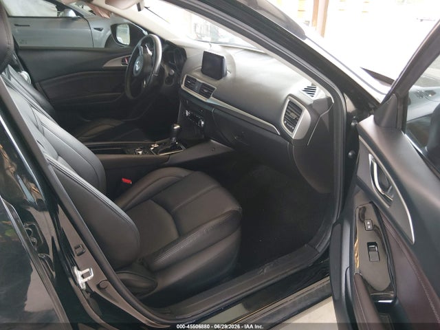 Mazda Mazda3 Touring 2018 3MZBN1L39JM275643 Image 5