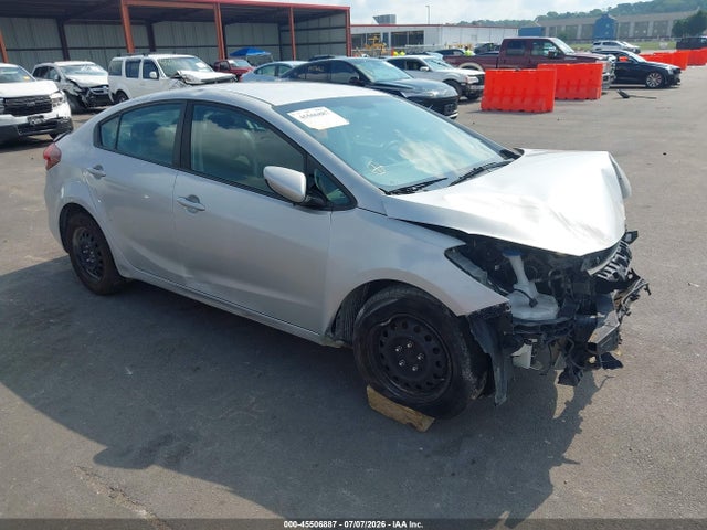 Aukcja sprzedaży 2017 Kia Forte Lx, vin: 3KPFK4A70HE143363, numer aukcji: 45506887