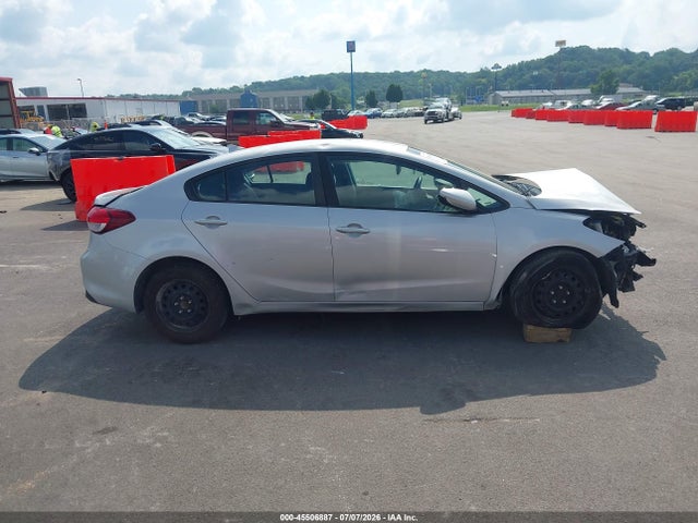 Aukcja sprzedaży 2017 Kia Forte Lx, vin: 3KPFK4A70HE143363, numer aukcji: 45506887