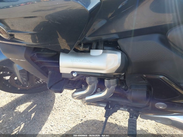45506908 :رقم المزاد ، JH2SC7457EK000787 vin ، 2014 Honda Ctx1300 A مزاد بيع