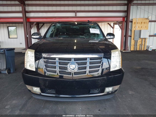 2010 Cadillac Escalade Luxury მანქანა იყიდება აუქციონზე, vin: 1GYUKBEF1AR259382, აუქციონის ნომერი: 45506932
