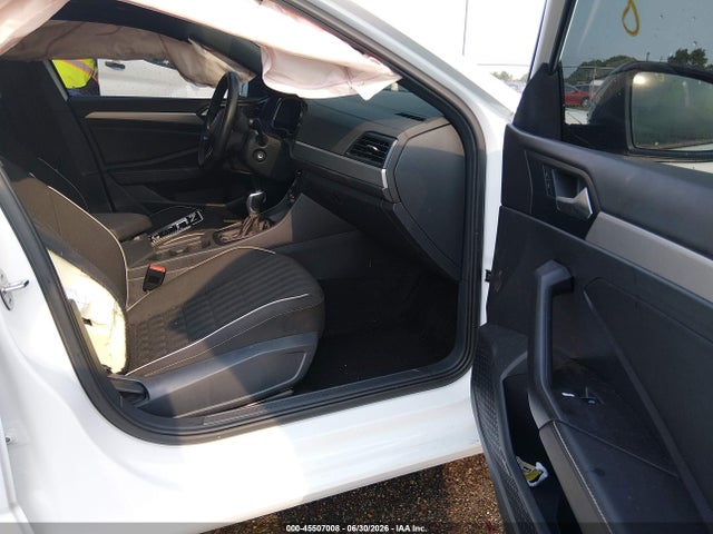 2024 Volkswagen Jetta 1.5t Sport მანქანა იყიდება აუქციონზე, vin: 3VWBM7BU4RM053099, აუქციონის ნომერი: 45507008