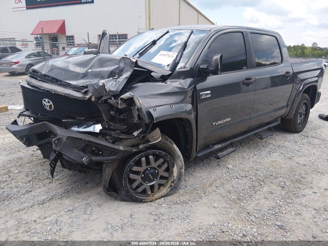 5TFDW5F19HX587587 Toyota Tundra Sr5 5.7l V8