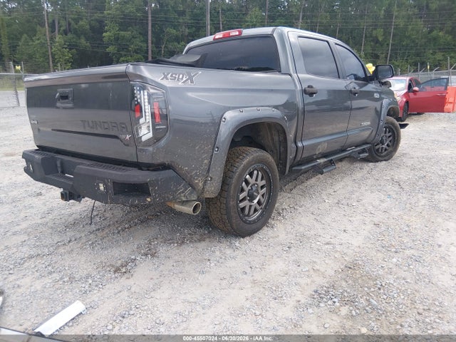 5TFDW5F19HX587587 Toyota Tundra Sr5 5.7l V8