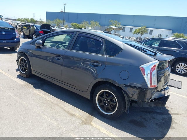 Toyota Prius 2014 JTDKN3DUXE1736728 Image 3