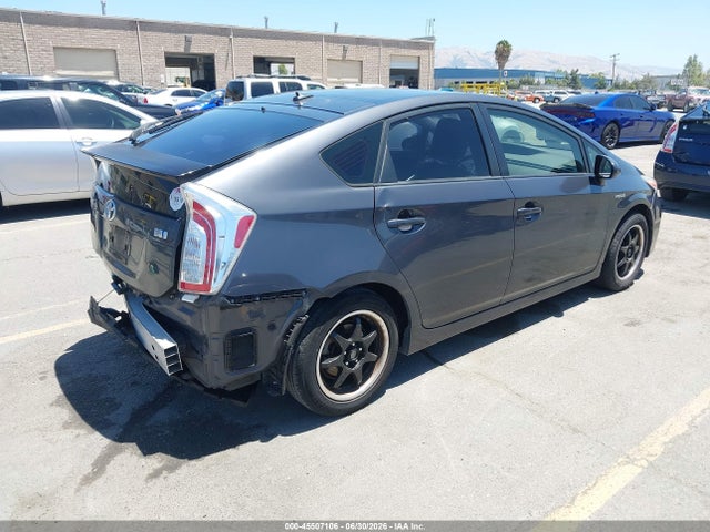 Toyota Prius 2014 JTDKN3DUXE1736728 Image 4