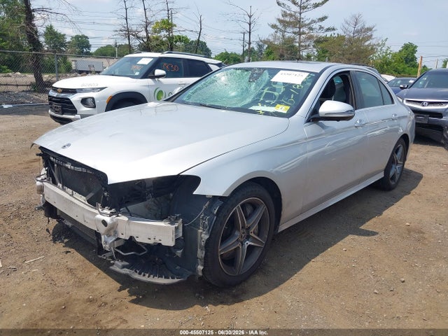 Auction sale of the 2019 Mercedes-benz E 300 4matic, vin: WDDZF4KB7KA595377, lot number: 45507125