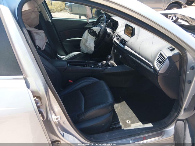 Mazda Mazda3 Touring 2018 3MZBN1V36JM189056 Image 5