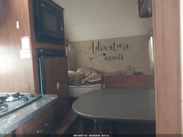 Jayco Hummingbird 2017 1UJBJ0AHXH13C0373 Image 5