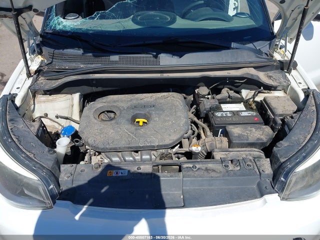 KIA SOUL + 2015 KNDJP3A5XF7796381 Image 10
