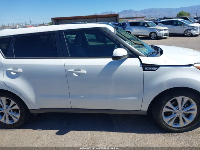 KIA SOUL + 2015 KNDJP3A5XF7796381 Image 12