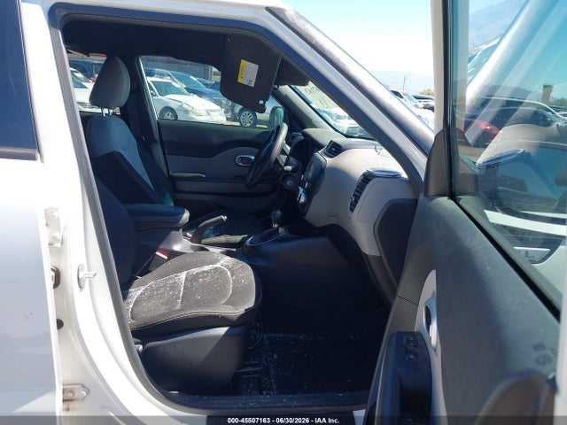 KIA SOUL + 2015 KNDJP3A5XF7796381 Image 5