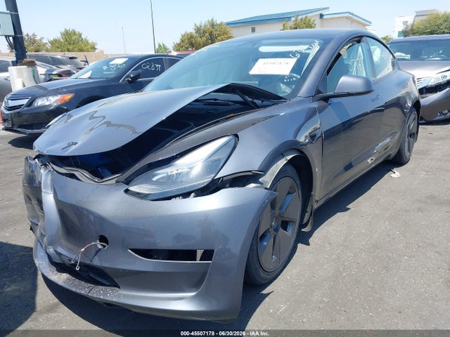 Tesla Model 3 Rear-wheel Drive 2023 5YJ3E1EAXPF602972 Image 2