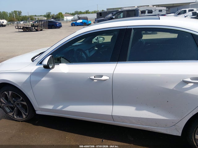 Продаж на аукціоні авто 2022 Audi A3 Premium 40 Tfsi Quattro S Tronic, vin: WAUGUDGY3NA020280, номер лоту: 45507209