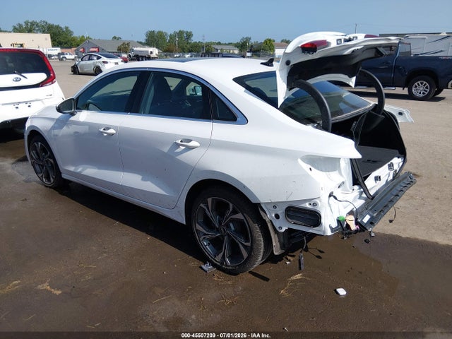 Продаж на аукціоні авто 2022 Audi A3 Premium 40 Tfsi Quattro S Tronic, vin: WAUGUDGY3NA020280, номер лоту: 45507209