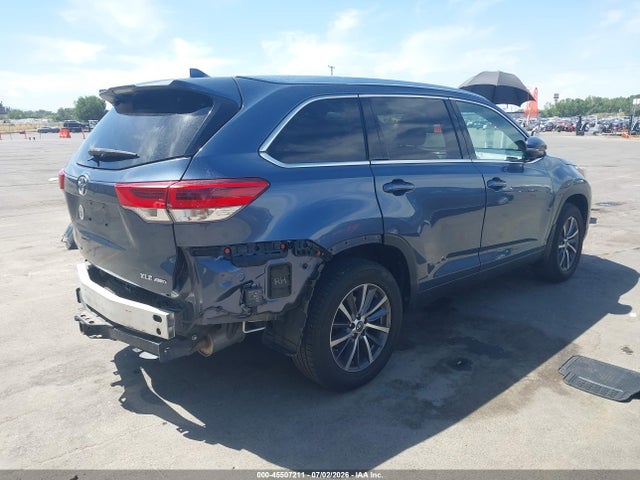 5TDJZRFH8KS985059 Toyota Highlander Xle