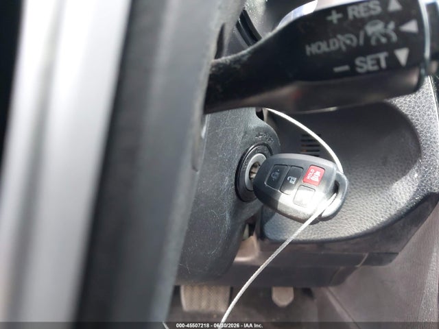 Toyota COROLLA LE 2018 5YFBURHE6JP834623 Image 11