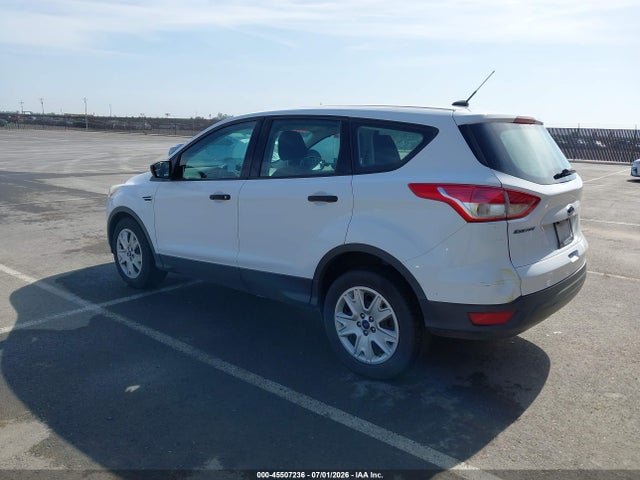 Ford ESCAPE S 2014 1FMCU0F70EUA31167 Image 3