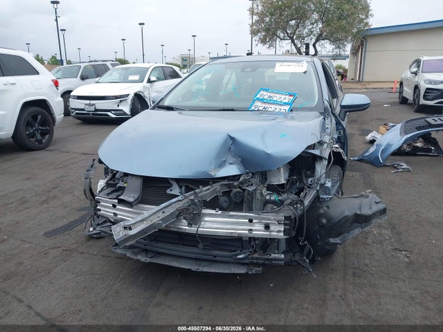 Toyota Corolla Hybrid Le 2022 JTDEAMDE7N3013141 Image 13