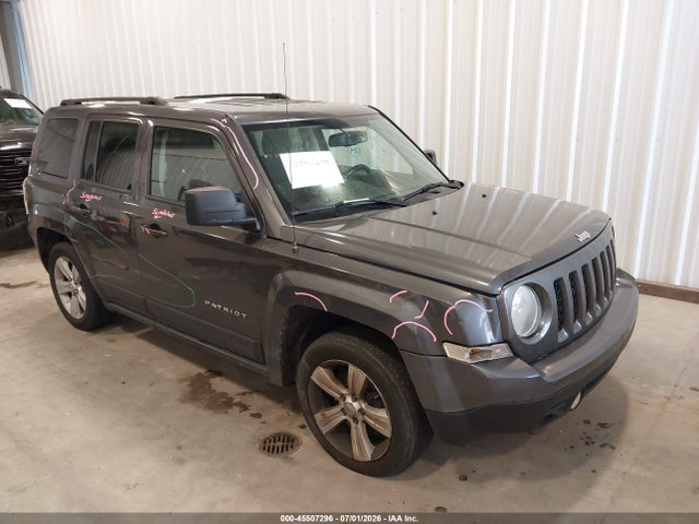 Jeep Patriot Latitude 2016 1C4NJPFA0GD794853 main image