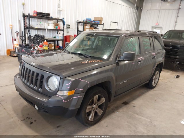 Jeep Patriot Latitude 2016 1C4NJPFA0GD794853 Image 2