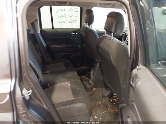 Jeep Patriot Latitude 2016 1C4NJPFA0GD794853 Image 8