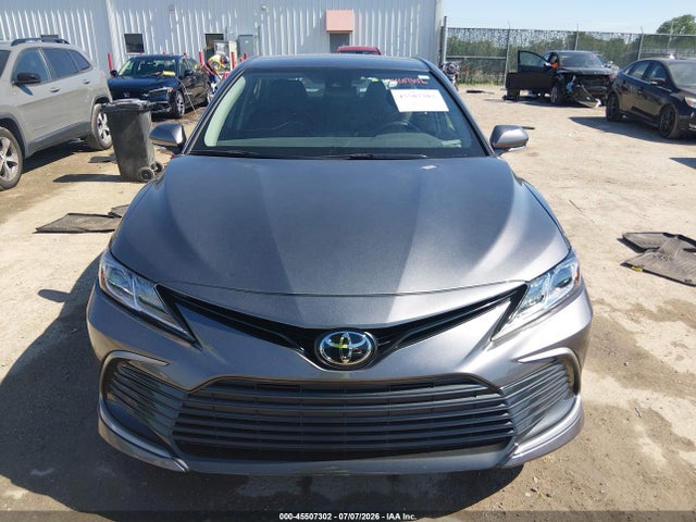 4T1R11AK4RU917423 Toyota CAMRY LE