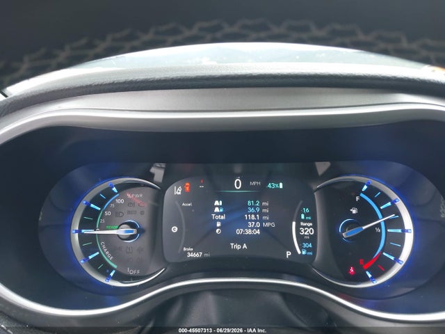 Chrysler Pacifica Hybrid Road Tripper 2024 2C4RC1S79RR134703 Image 7