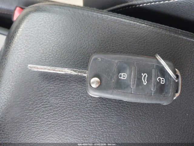 45507323 :رقم المزاد ، 1VWBV7A3XFC047200 vin ، 2015 Volkswagen Passat 2.0l Tdi Se مزاد بيع