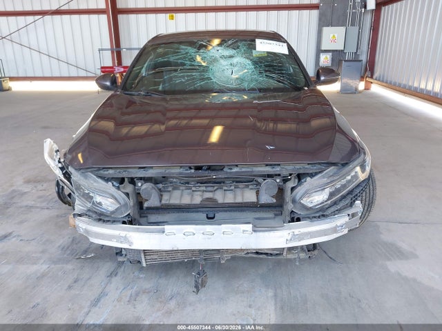 1HGCV1F31KA092417 Honda Accord Sport