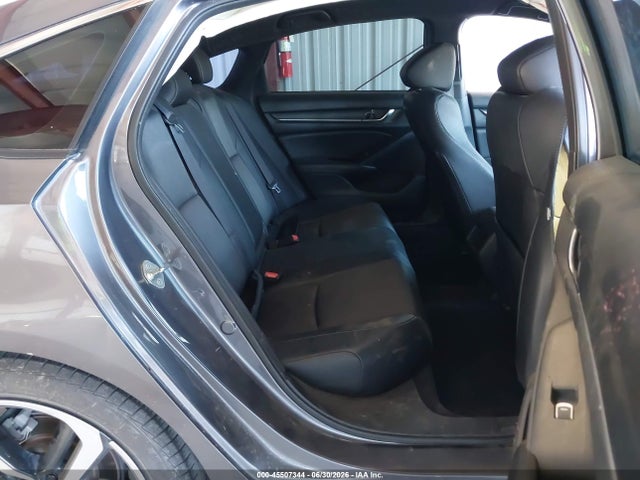 1HGCV1F31KA092417 Honda Accord Sport