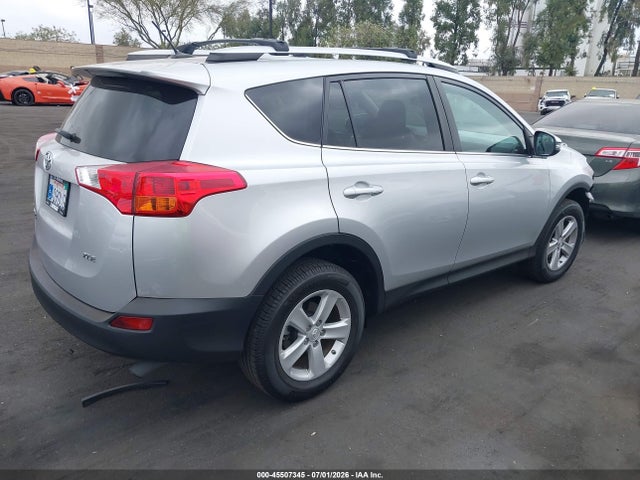 Toyota Rav4 Xle 2014 2T3WFREV9EW109271 Image 4