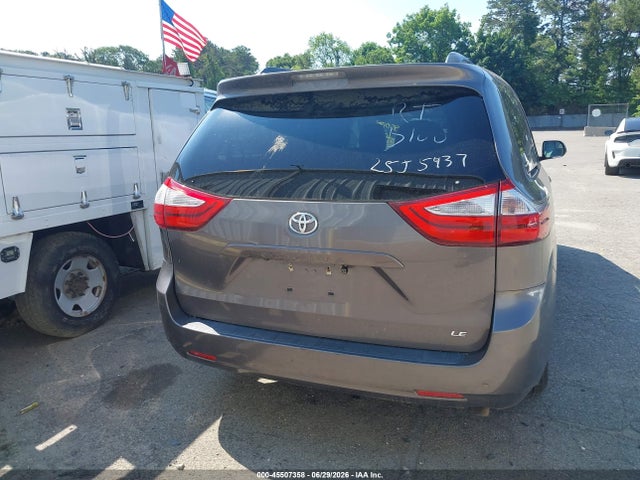 Auction sale of the 2015 Toyota Sienna Le 8 Passenger, vin: 5TDKK3DC7FS630614, lot number: 45507358