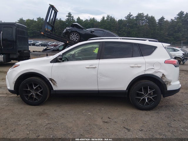 Toyota RAV4 SE 2017 JTMJFREV5HD211744 Image 15