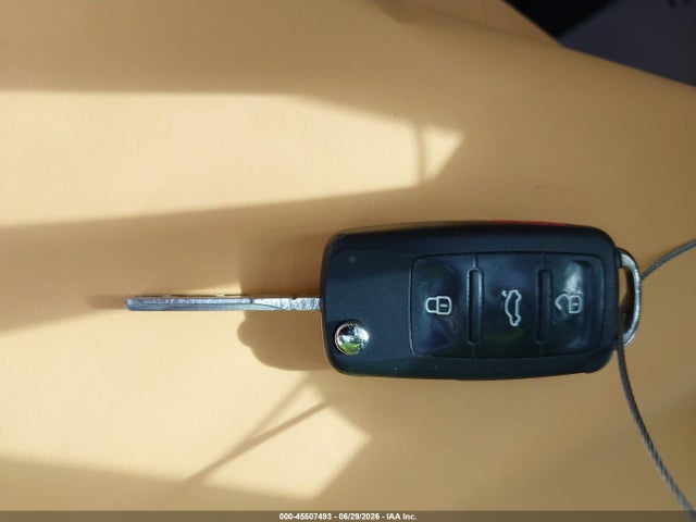 2012 Volkswagen Passat 2.5l Se მანქანა იყიდება აუქციონზე, vin: 1VWBH7A36CC101739, აუქციონის ნომერი: 45507493