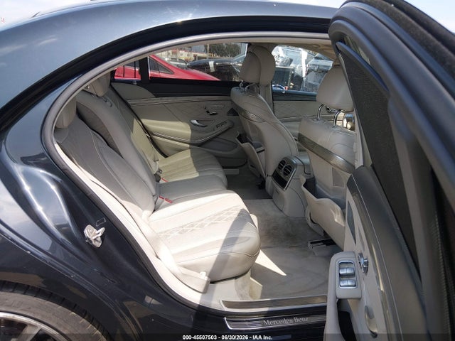 WDDUG8CB9FA110661 Mercedes-Benz S 550