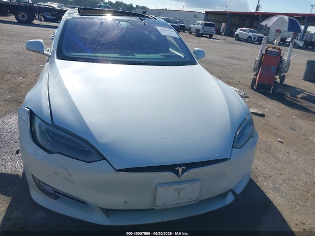 45507506 :رقم المزاد ، 5YJSA1E28JF246822 vin ، 2018 Tesla Model S 100d/75d/p100d مزاد بيع