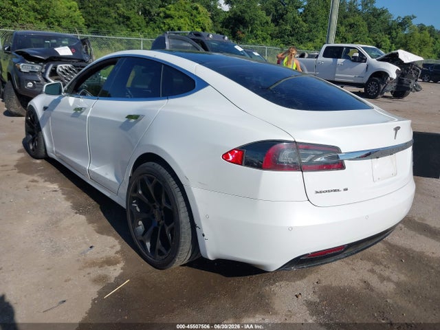 45507506 :رقم المزاد ، 5YJSA1E28JF246822 vin ، 2018 Tesla Model S 100d/75d/p100d مزاد بيع