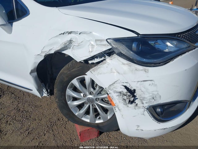 2C4RC1BG4KR732428 Chrysler Pacifica Touring L