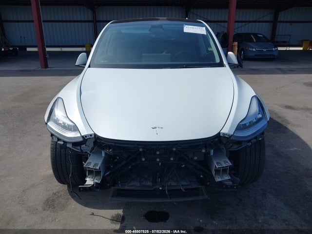 2023 Tesla Model Y Awd/long Range Dual Motor All-wheel Drive მანქანა იყიდება აუქციონზე, vin: 7SAYGDEEXPA041807, აუქციონის ნომერი: 45507525