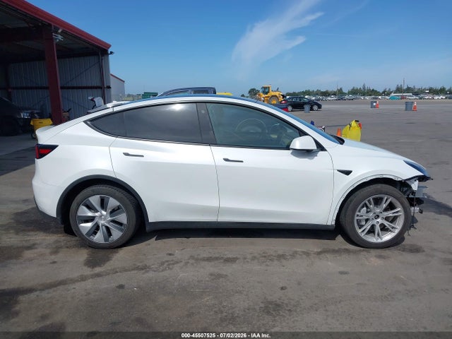 2023 Tesla Model Y Awd/long Range Dual Motor All-wheel Drive მანქანა იყიდება აუქციონზე, vin: 7SAYGDEEXPA041807, აუქციონის ნომერი: 45507525