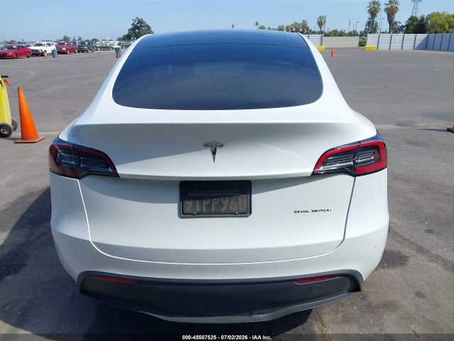 2023 Tesla Model Y Awd/long Range Dual Motor All-wheel Drive მანქანა იყიდება აუქციონზე, vin: 7SAYGDEEXPA041807, აუქციონის ნომერი: 45507525