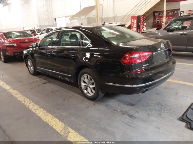 1VWAT7A39GC053069 Volkswagen Passat 1.8t S