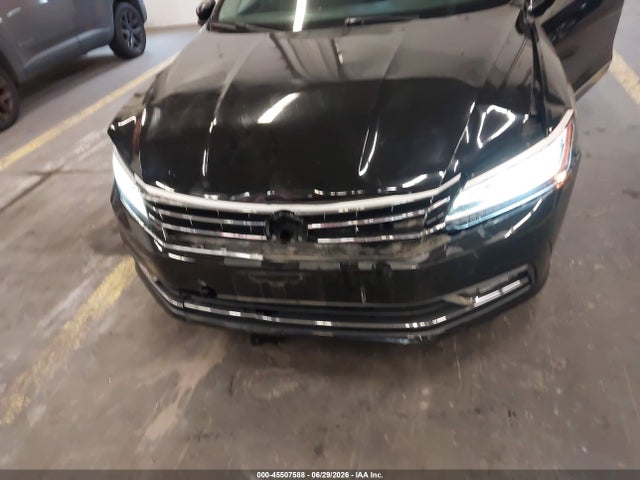 1VWAT7A39GC053069 Volkswagen Passat 1.8t S