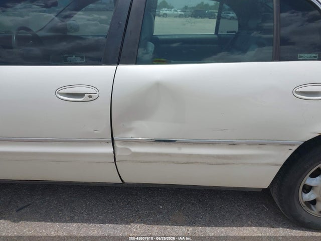 Aukcja sprzedaży 2000 Buick Park Avenue Ultra, vin: 1G4CU5411Y4256777, numer aukcji: 45507610