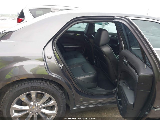 45507636 :رقم المزاد ، 2C3CCARG0GH217018 vin ، 2016 Chrysler 300 Limited مزاد بيع