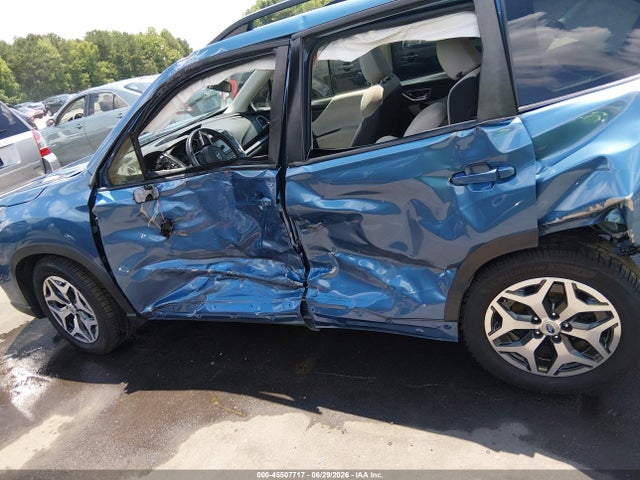 2021 Subaru Forester Premium მანქანა იყიდება აუქციონზე, vin: JF2SKAFC2MH500843, აუქციონის ნომერი: 45507717